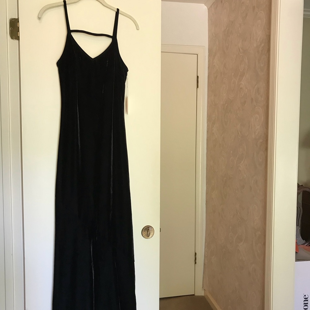 Forever 21 black maxi dress